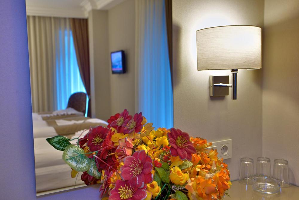 Laleli Emin Hotel Istanbul Room photo